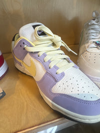 Nike Dunk Low Premium  Lilac Bloom Size Women's 7.5