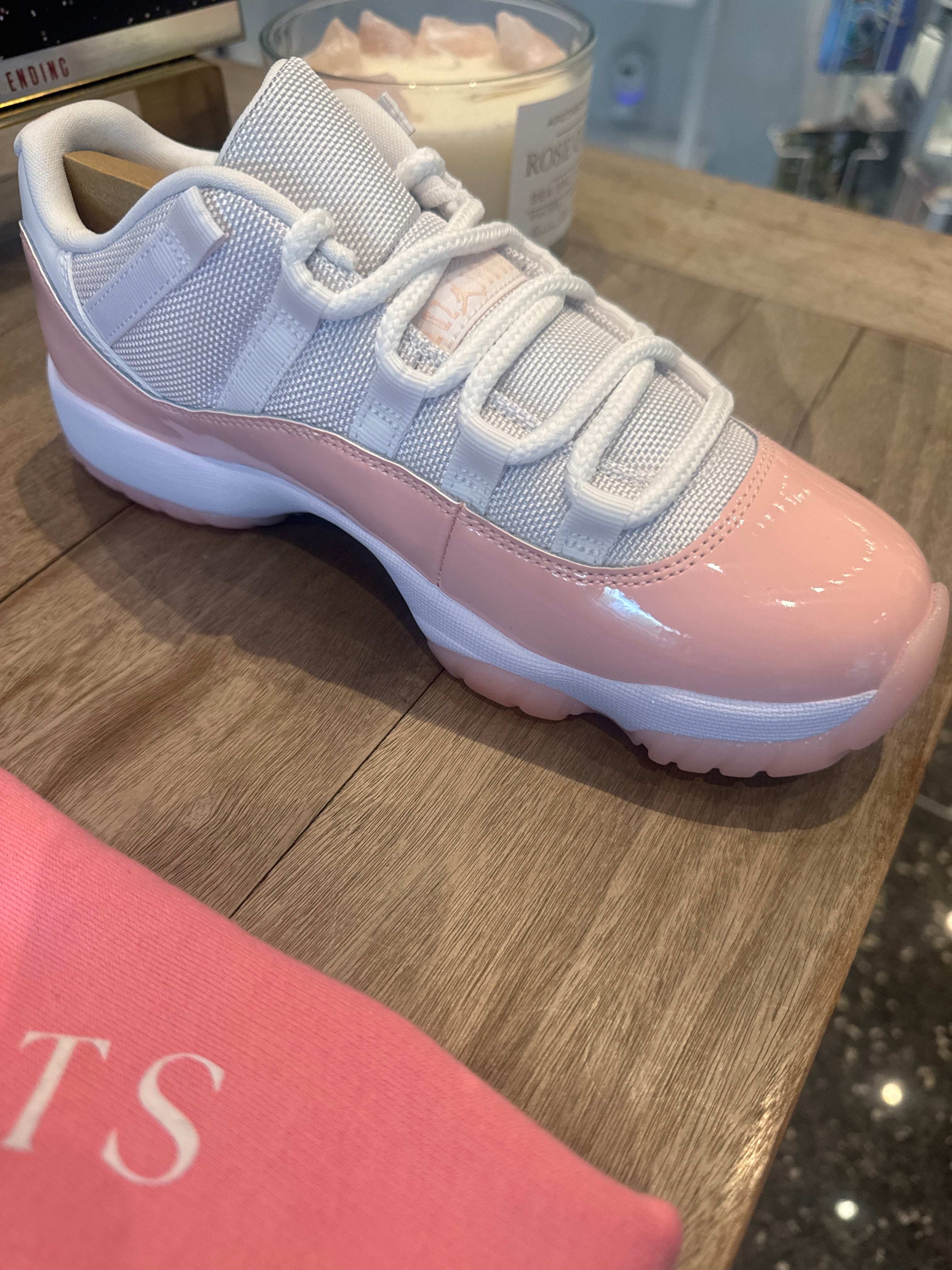 Nike WMNS Air Jordan 11 Legend Pink W Size 8 Apothecary Social