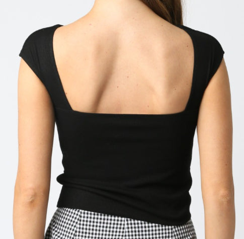 Olivaceous Jeanne Top Black