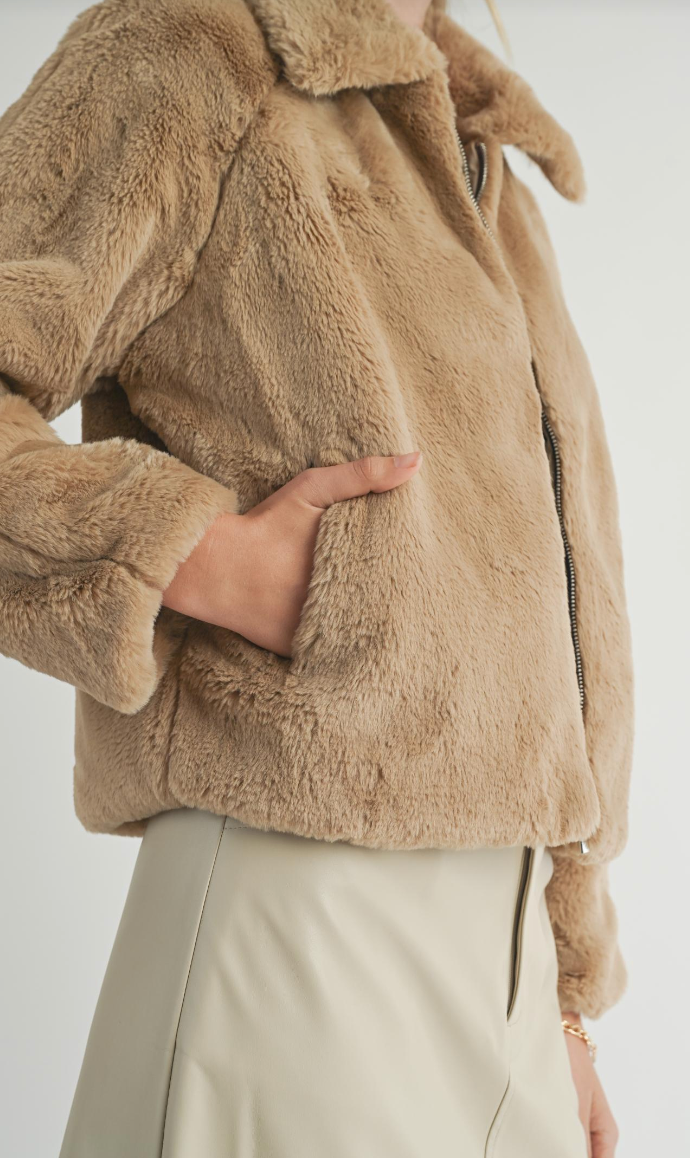 Sadie & Sage Libby Faux Fur Jacket Taupe