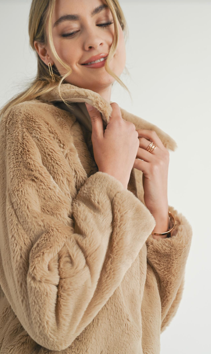 Sadie & Sage Libby Faux Fur Jacket Taupe