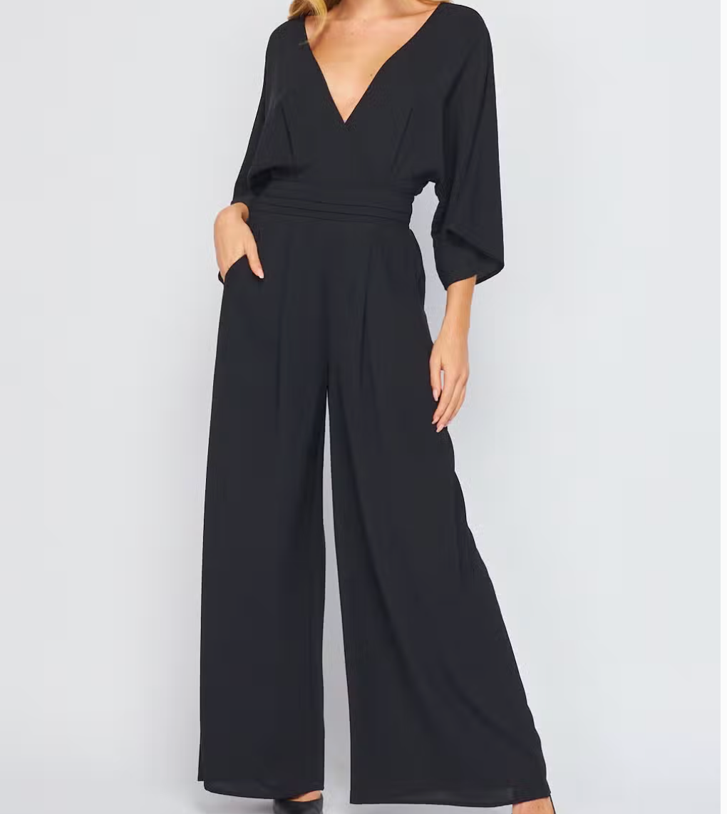 Women Woven Solid 3/4 Sleeve V- Neck Jumpsuit with Pocket
