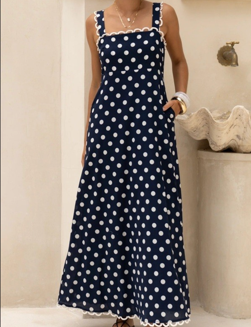 Polka Dot SLVL Maxi Dress