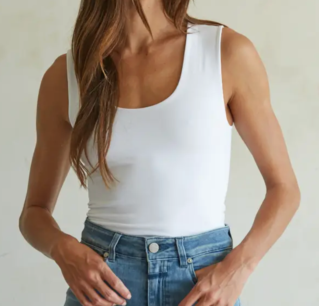 Double Layered Seamless Top-White