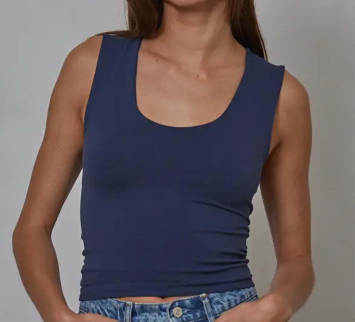 Double Layered Seamless Top-Navy