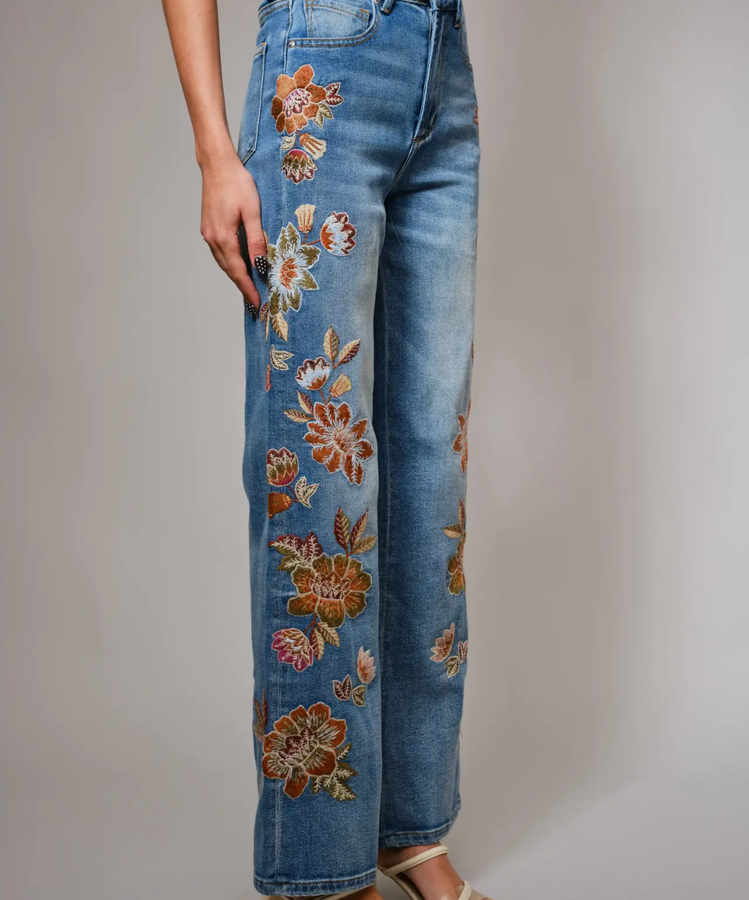 Flower Embroidery High Waist Flare Jean