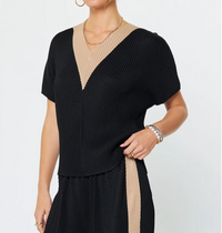 V Neck Doman Pleated Top-Black/Taupe