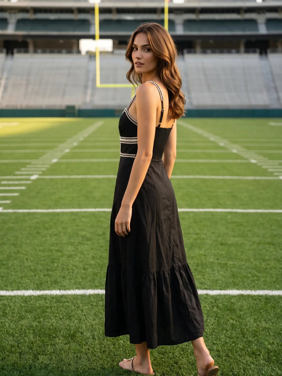 Sweetheart Neckline Midi Dress with Lace Trim Detail